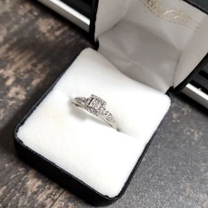 Diamond Engagement Ring